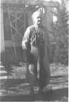 1945_12_Rose_at_Liberal.jpg (171434 bytes)