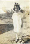 Gertrude_McAndrew_young.jpg (56752 bytes)