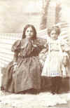 Gertrude_Smith_Alice_Bell.jpg (605071 bytes)