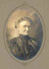 Josie_7x10.jpg (252391 bytes)