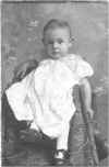 Unknown_child.jpg (48751 bytes)